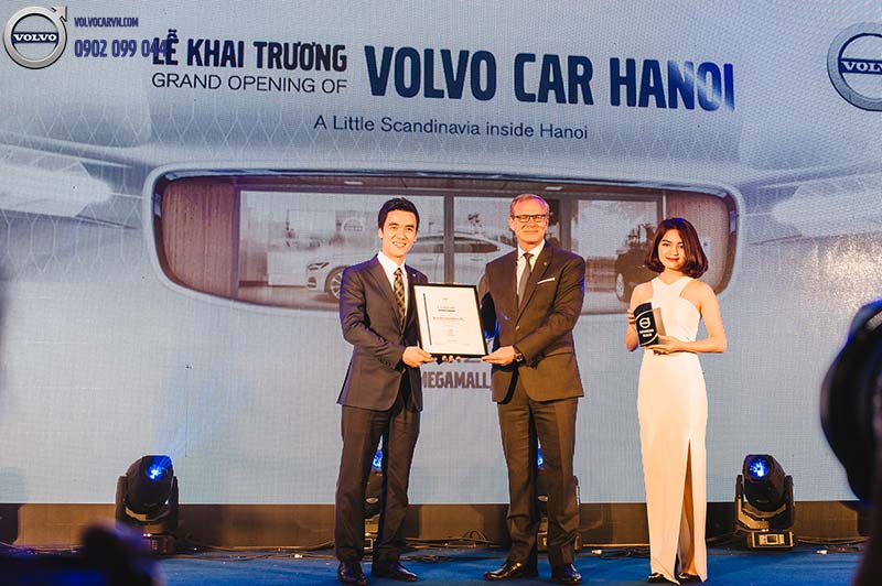 Hình 07: Volvo Car Hà Nội chính thức khai trương